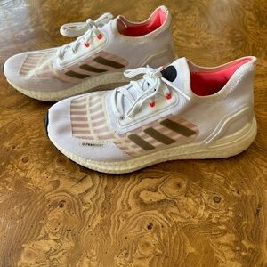 Adidas Ulta boost White Running Shoes men size 5